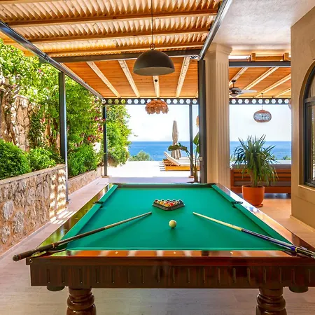 Guney Villa
