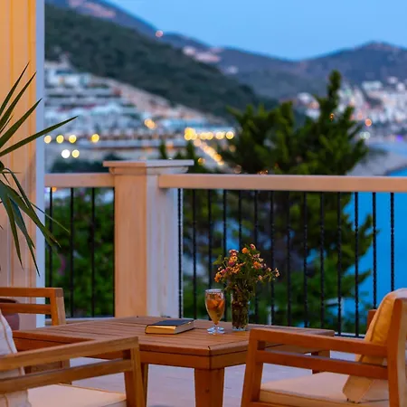Guney Kaş